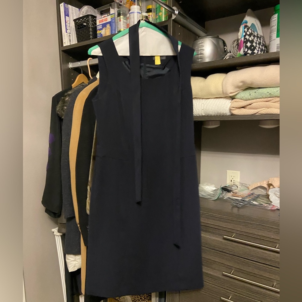 Navy blue shift dress with fabric belt. size 38/M
